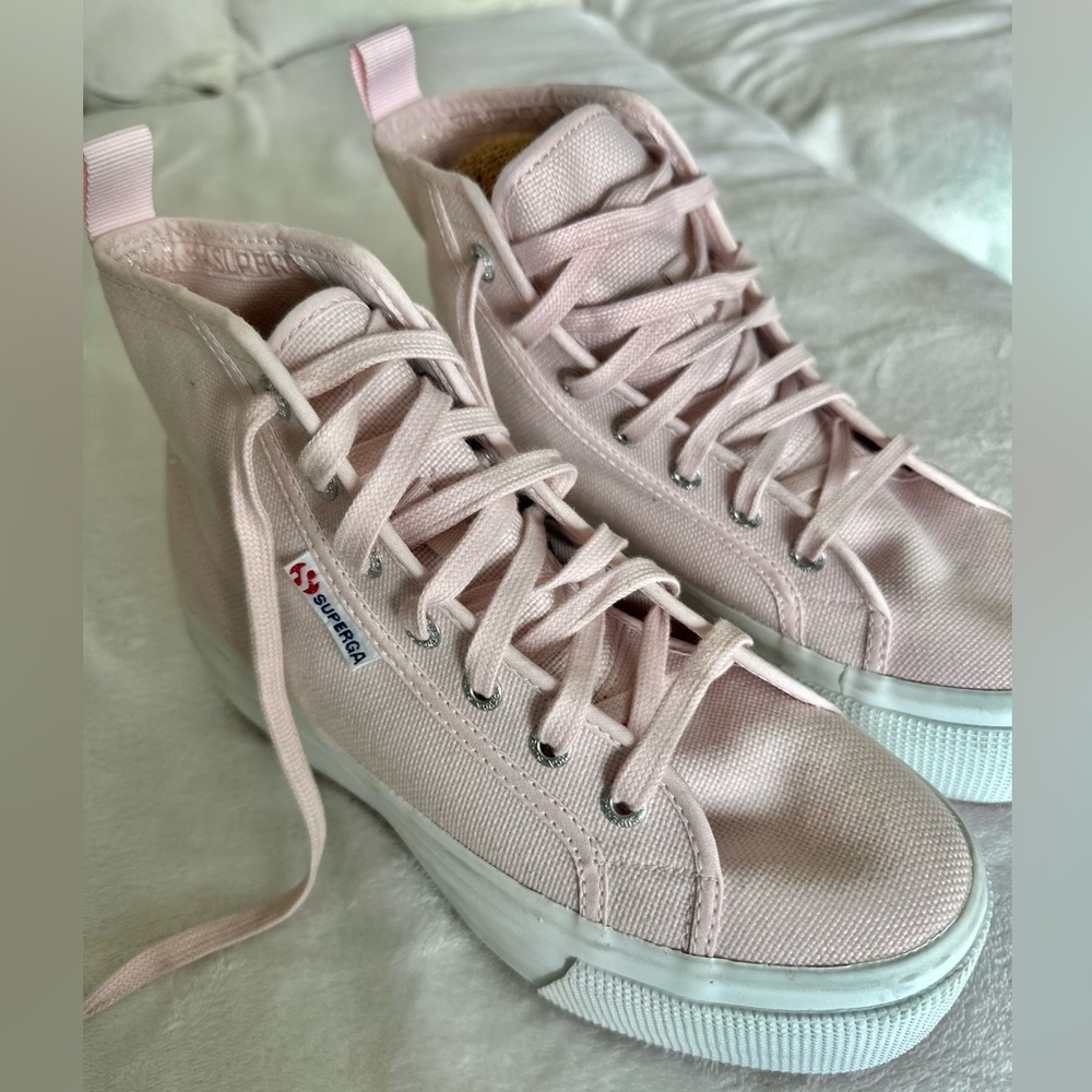 Superga cute pink sneakers size 7.5 - Picture 2 of 3